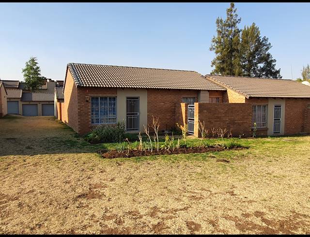 3 BEDROOM SEMI DETACHED FOR SALE IN NOORDWYK